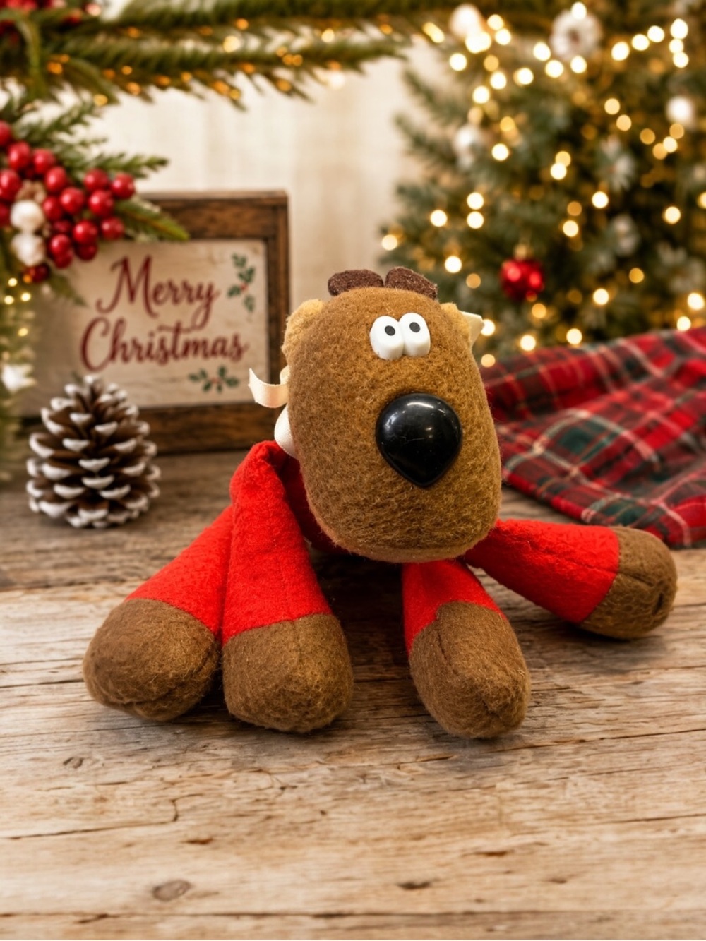 Vintage 1986 Hallmark Randy Reindeer Plush Bean Bag Red Suit Floppy Legs 6”